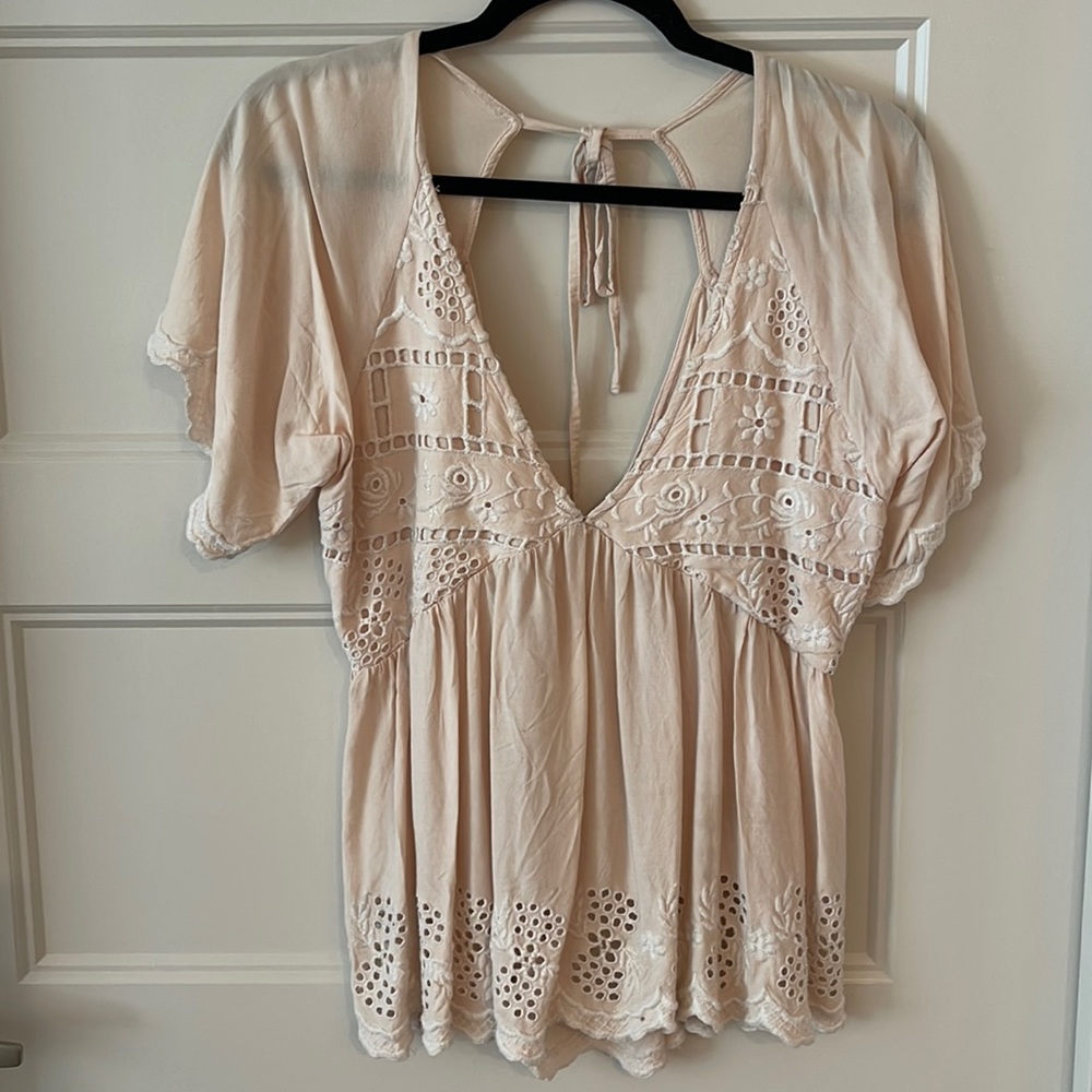 Mi ami blush pink embroidered top